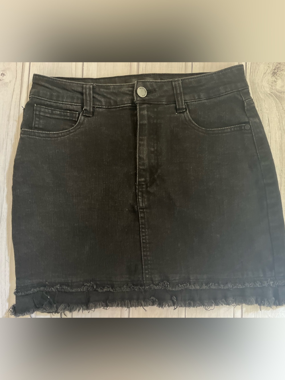 Women’s Black Label c’est toi black tiered raw hem denim jean skirt.Size medium